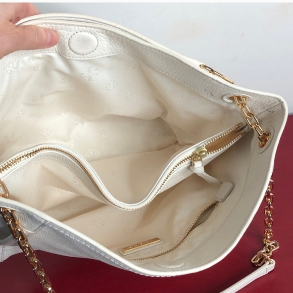 Tory Burch Britten Pebble Leather Small Slouchy Tote Gold Chain Handle - Picture 8 of 9